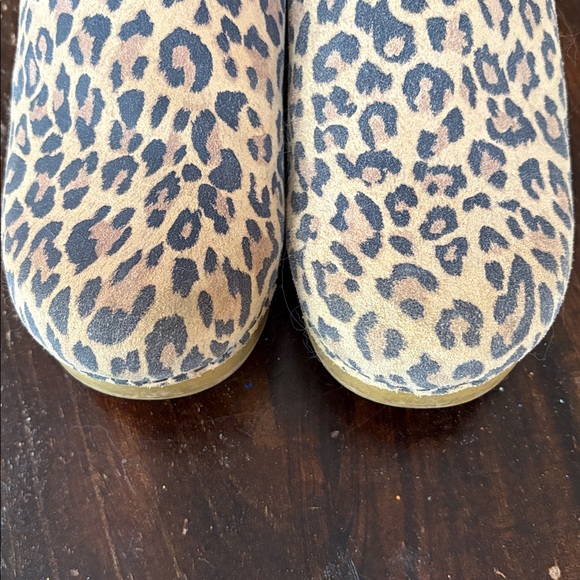 RARE Dansko Leopard professional clog, size 39 - Picture 3 of 4